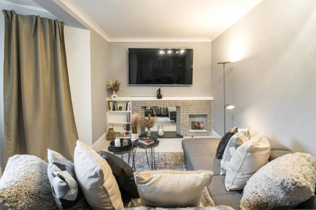 Exceptional Spacious City Apartment London Bagian luar foto