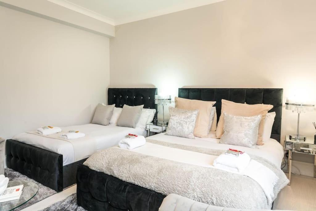 Exceptional Spacious City Apartment London Bagian luar foto